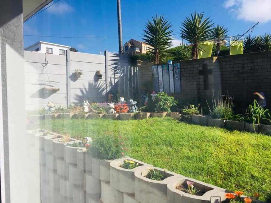 3 Bedroom Property for Sale in Dana Bay Western Cape